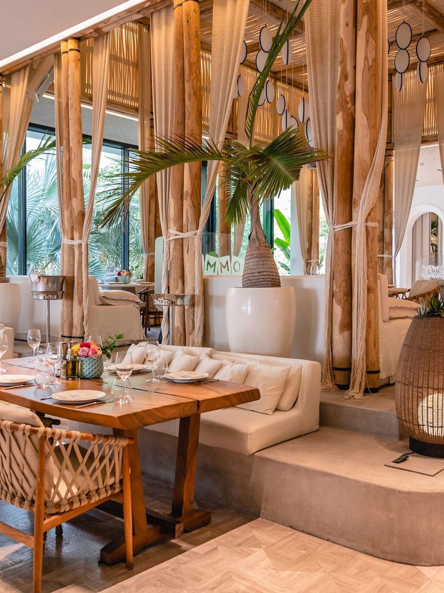 The lounge at Nammos Dubai